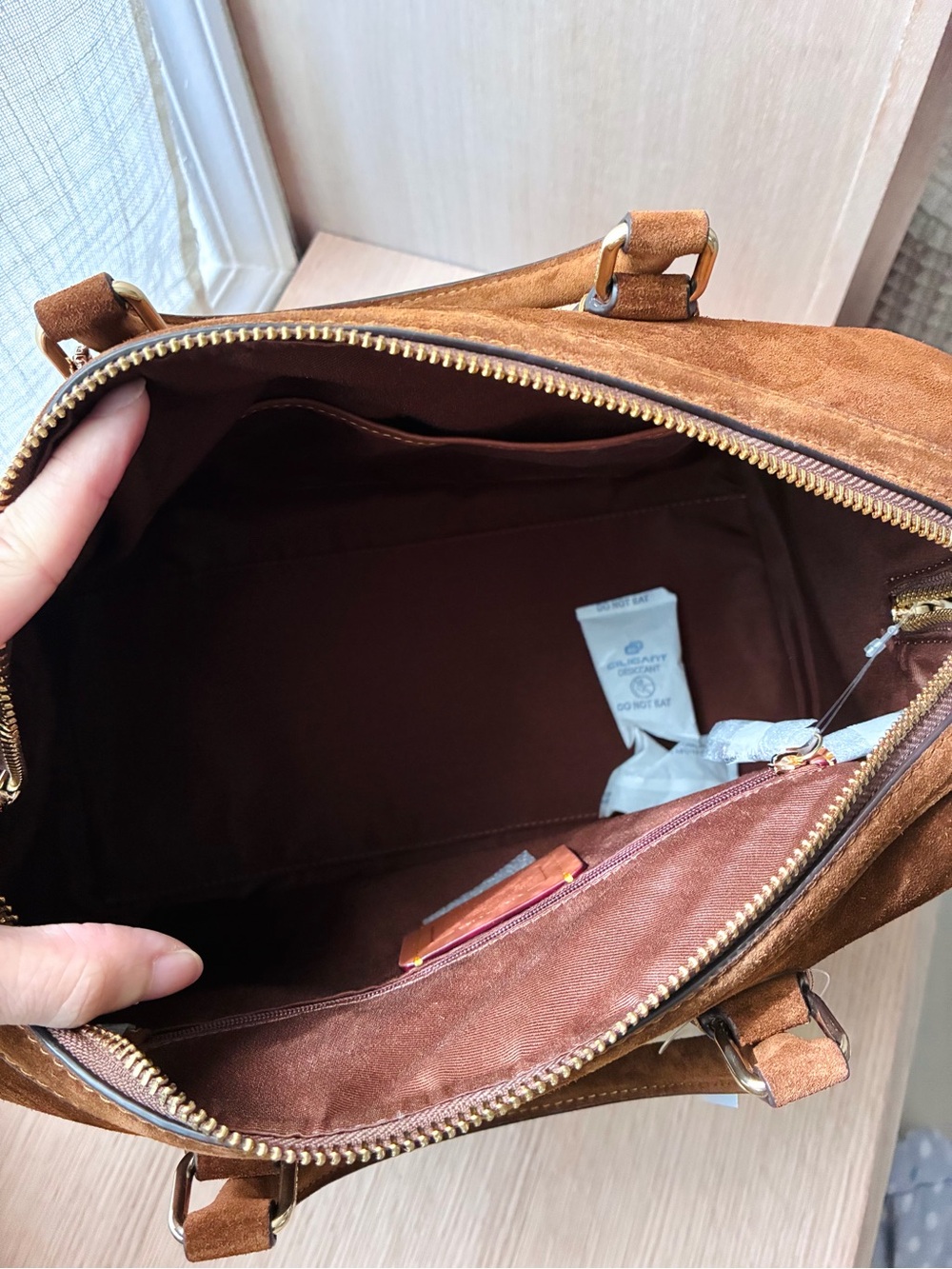 NWT🍯Coach Rowan Large Satchel Bag Suede Warm Brown CET42 Classic Crossbody - Picture 4 of 11